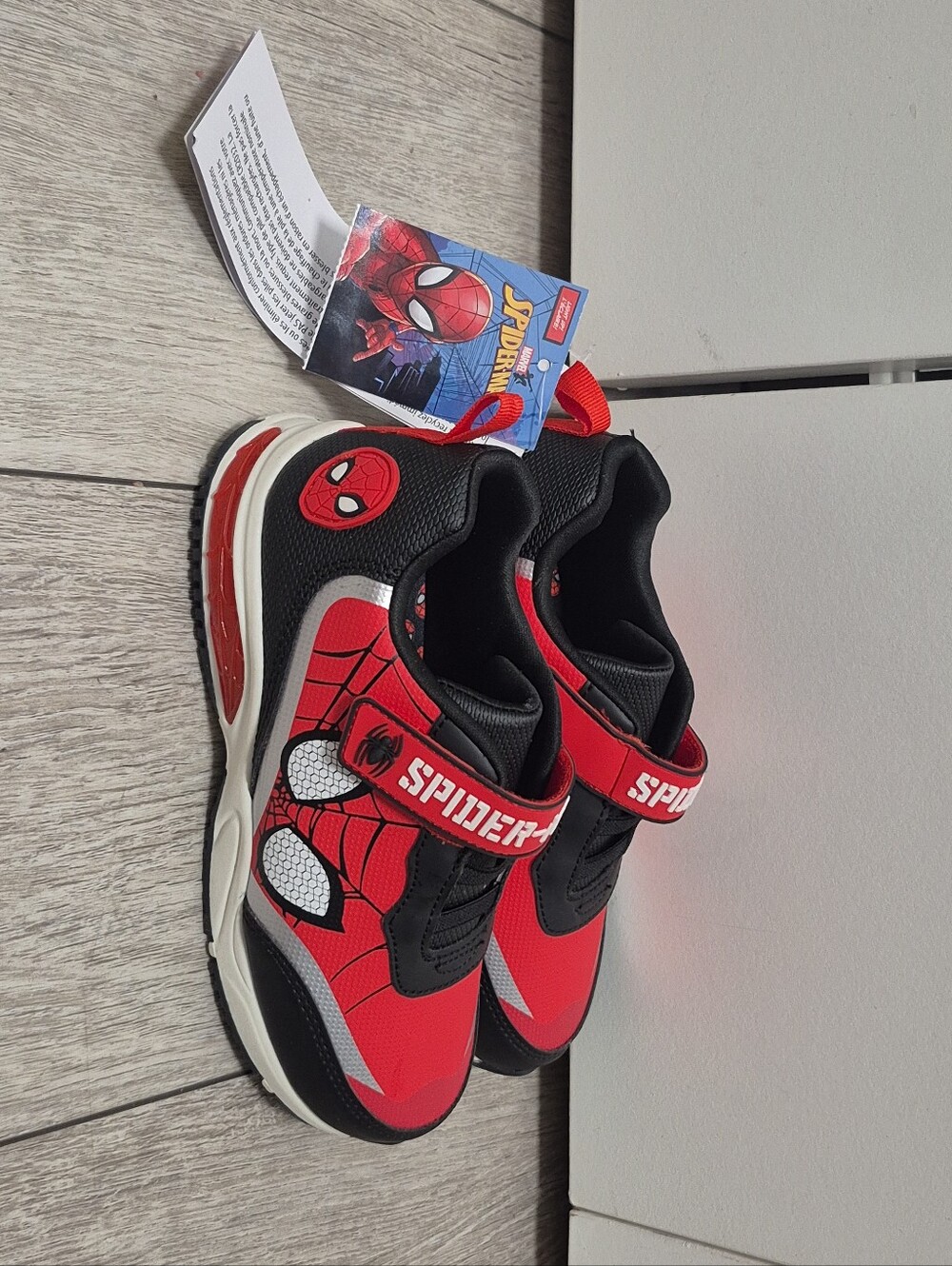 Marvel Spider-Man Boys Black & Red Light Up Sneakers With Velcr Closure.